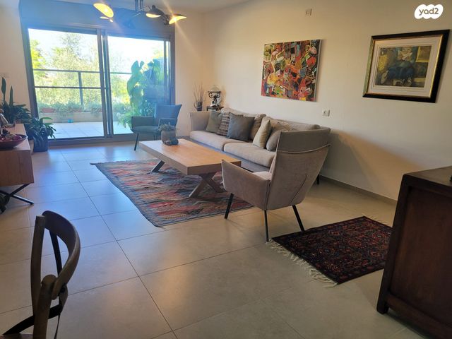 דירה, שחף 12, הרכס, עתלית