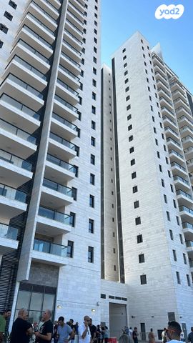 שדרות הרצל 4