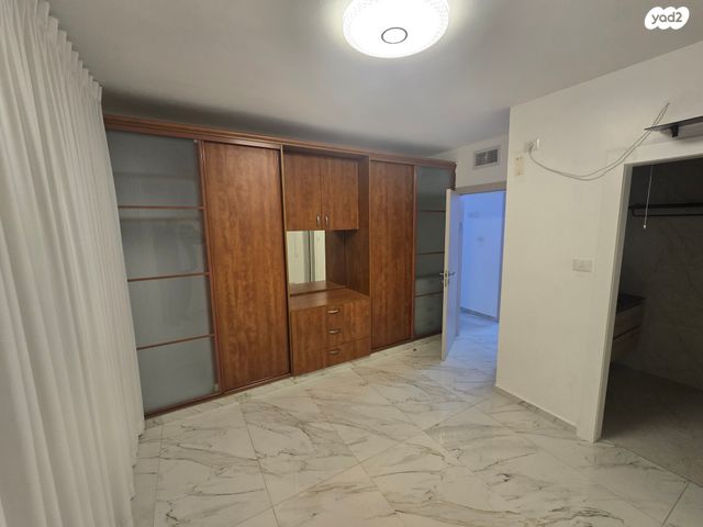 דירה, התקווה 10, רובע הקריה, הסיטי, אשדוד