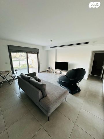 דירה, עפרה חזה 10, משכנות האומנים, קרית מוצקין