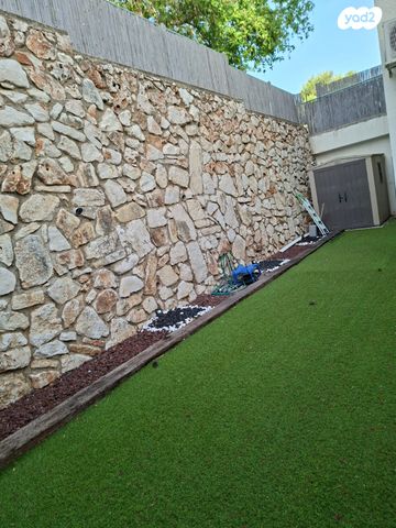 דופלקס, נווה רבין 16, שלומית, שלומי