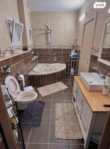 דירה, חיים וייצמן 18, נוף הגלעד, בית שאן