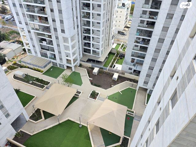 דירה, רבי דוד דנינו, הפרחים, קרית גת