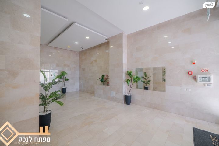 דירה, רפיח ים, נתיבות מערב, נתיבות