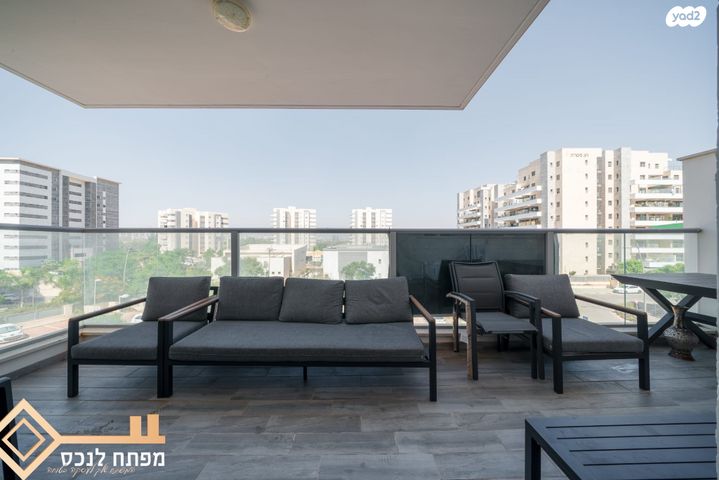 דירה, רפיח ים, נתיבות מערב, נתיבות