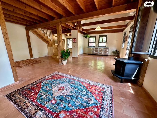 דו משפחתי, משעול מורן 15, קציר, קציר