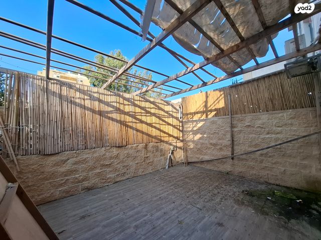 דירת גן, הרב אבו חצירא, רובע ג', אשדוד