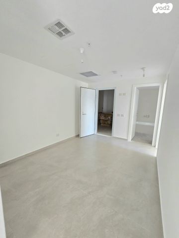 דירה, אמנון ליפקין שחק 6, נוף הטיילת, נתניה