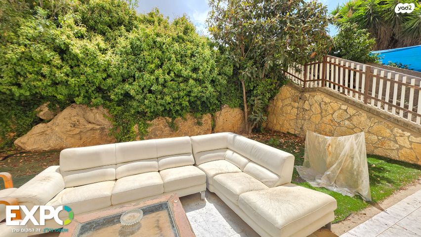 דירת גן, מוריה 18, רובע ה', אריאל