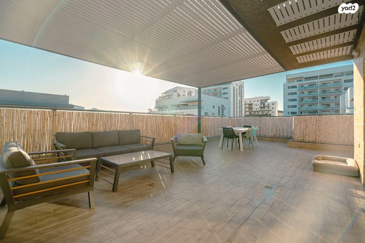 גג/ פנטהאוז, לוטם 21, חריש