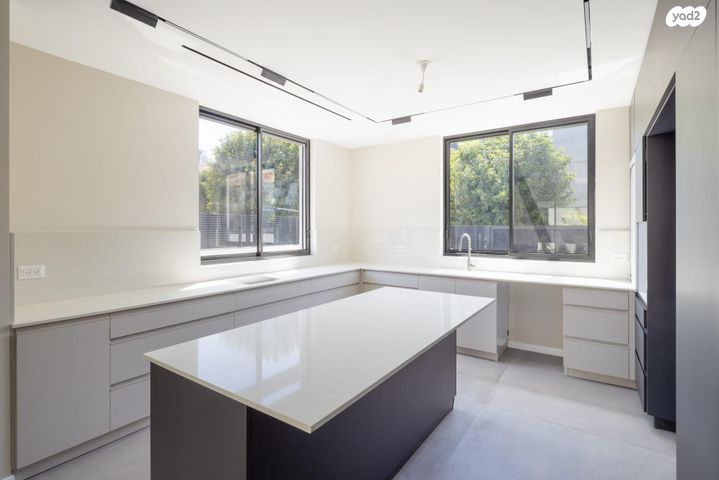 בית פרטי/ קוטג', נווה עוז, פתח תקווה