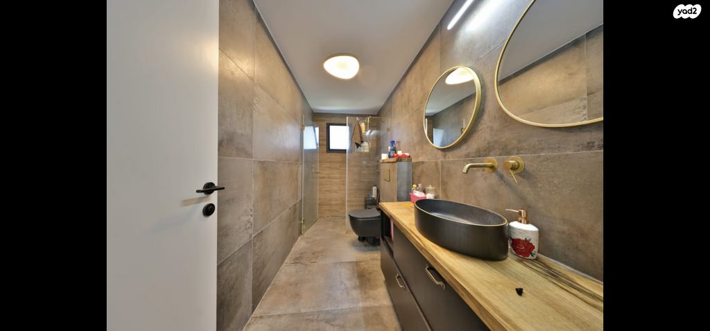 דו משפחתי, שאר העיר, רמת ישי