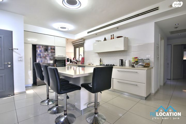 דירה, בית וגן, קרית אתא