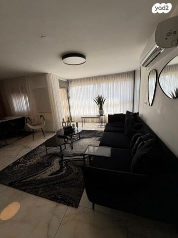 דירה, הרצל 17, קרית וולפסון, עכו