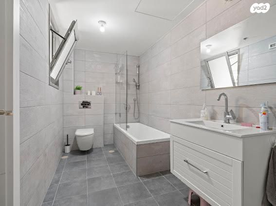 דירה, משה לוי, נאות שמיר, רמלה