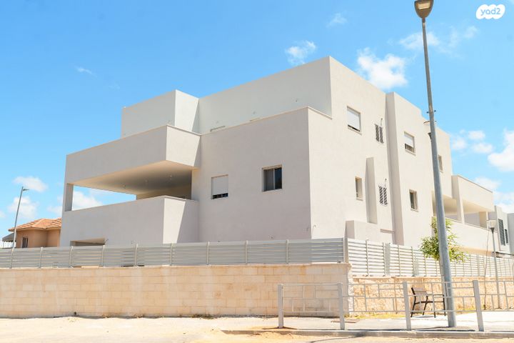 גג/ פנטהאוז, אור ים, אור עקיבא