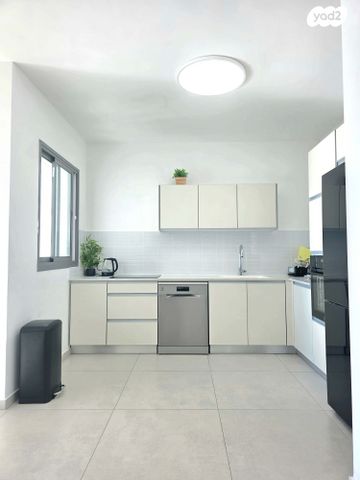 דירה, משה לוי, נאות שמיר, רמלה