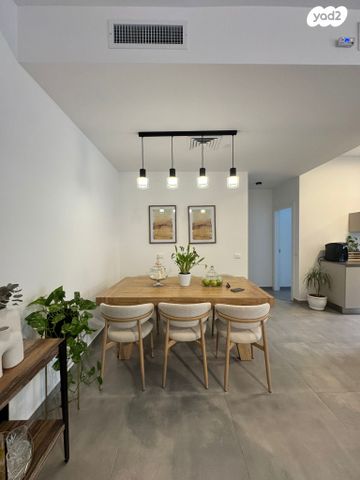 דירה, הנרייטה סולד, הדר, רמת השרון