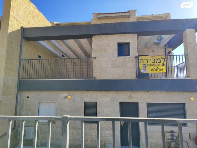 בית פרטי/ קוטג', אדם - גבע בנימין