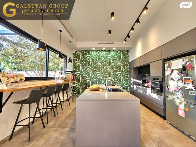 בית פרטי/ קוטג', הזכוכית, בית אליעזר, חדרה