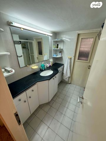 דירה, חטיבת כרמלי, נווה פז, חיפה