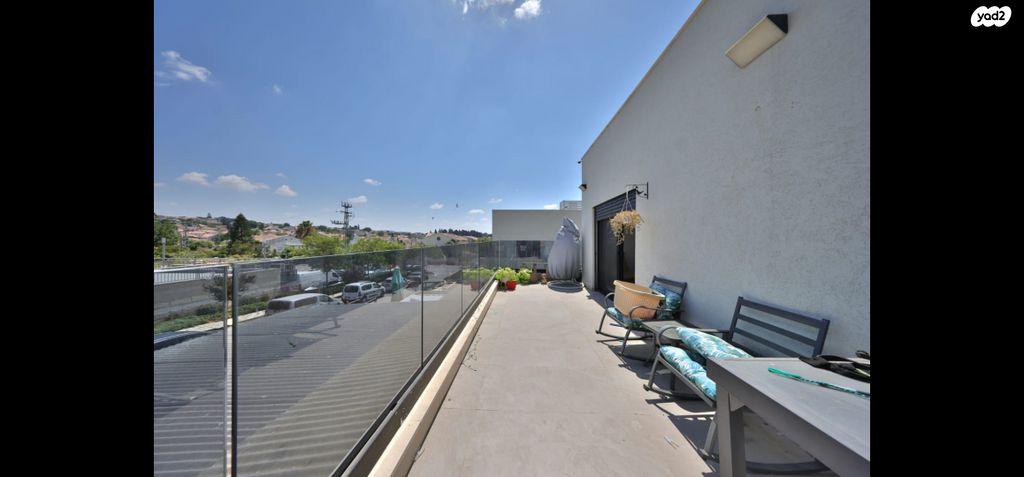 דו משפחתי, שאר העיר, רמת ישי