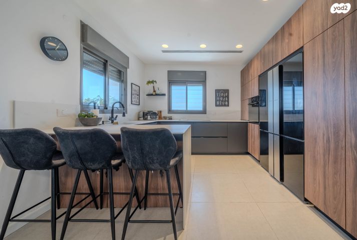 גג/ פנטהאוז, יחד  6, בצוותא, חריש