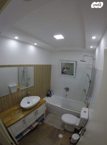 דירה, יהושע ייבין, נווה זאב, נאות אילן, באר שבע