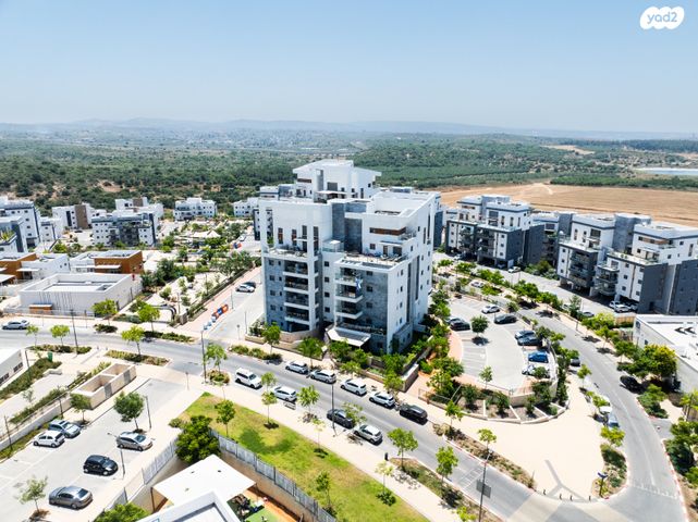 גג/ פנטהאוז, יחד  6, בצוותא, חריש