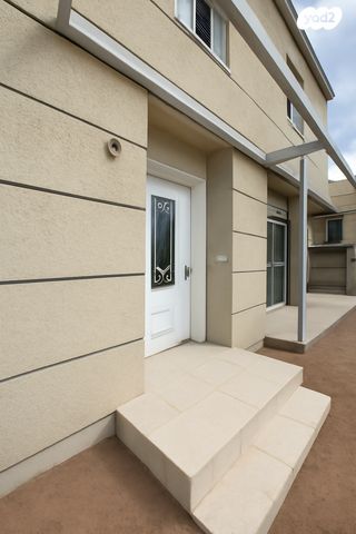 דו משפחתי, בנימינה גבעת עדה