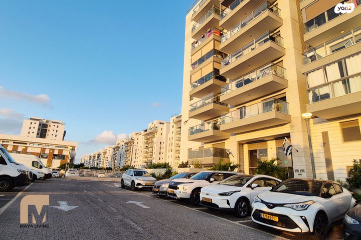 דירה, יהודה הלוי, נאות שמיר, יבנה