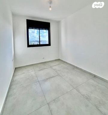 דירה, קרול, פתח תקווה