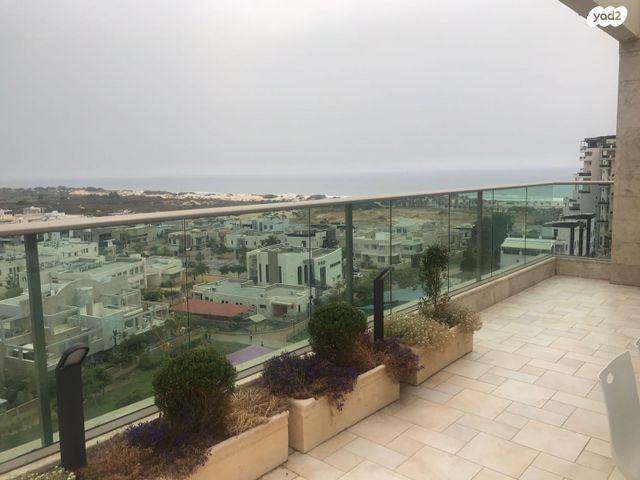 גג/ פנטהאוז, רובע י"ז, אשדוד