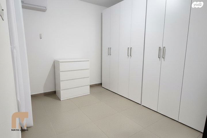 דירה, יהודה הלוי, נאות שמיר, יבנה