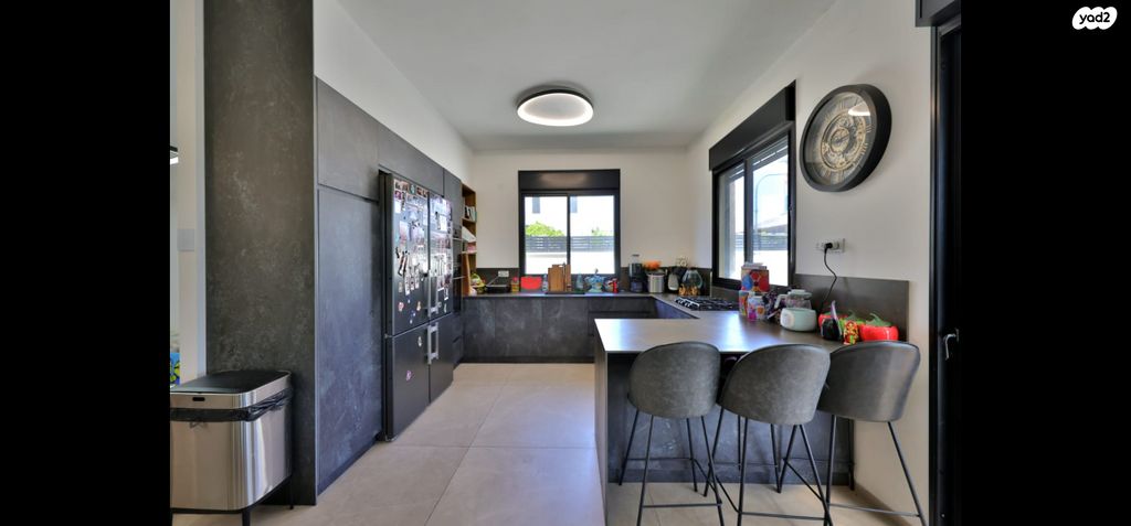 דו משפחתי, שאר העיר, רמת ישי