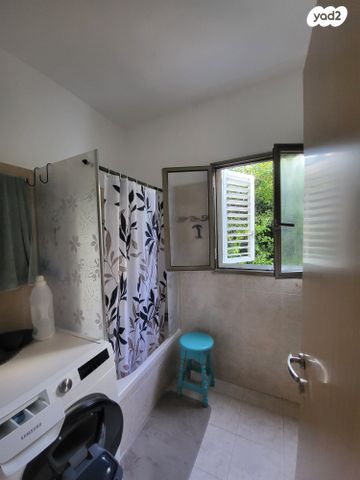 דירה, בית וגן, לב העיר, בת ים