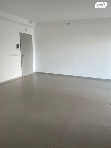 דירה, יער ברעם 8, נופי בן שמן, לוד