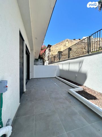 דירת גן, דרך שלמה, תל אביב יפו