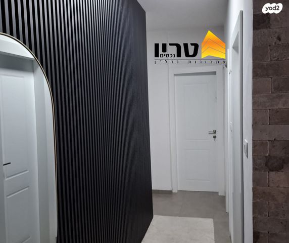 גג/ פנטהאוז, מגדל העמק