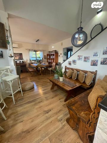 בית פרטי/ קוטג', בית אריה / עופרים