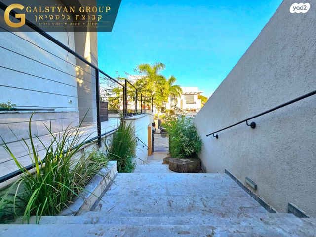 בית פרטי/ קוטג', הזכוכית, בית אליעזר, חדרה