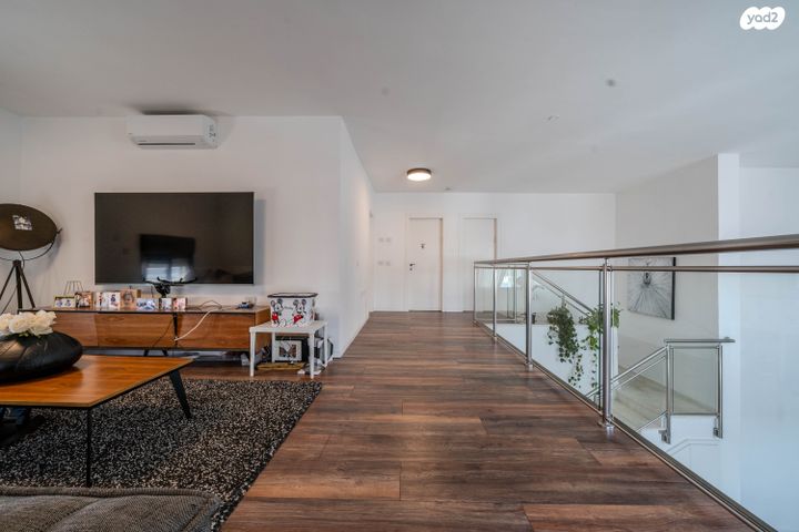 גג/ פנטהאוז, יחד  6, בצוותא, חריש