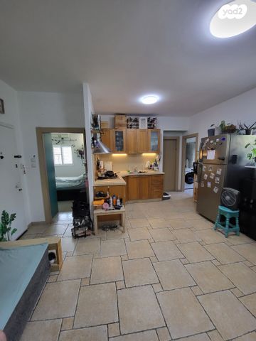 דירה, בית וגן, לב העיר, בת ים