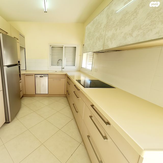 גג/ פנטהאוז, יצחק גרינבוים 12, עיר, מרכז העיר, נהריה