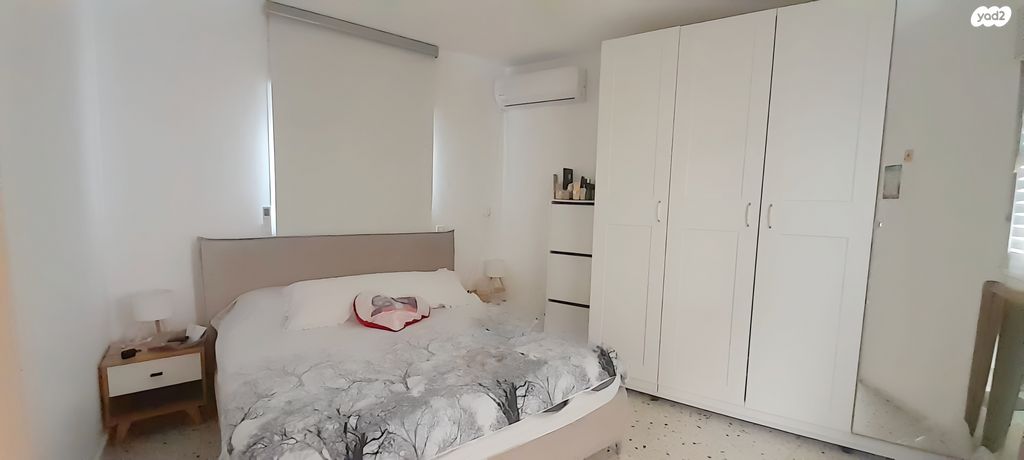 דירת גן, השעורה, בני עי"ש