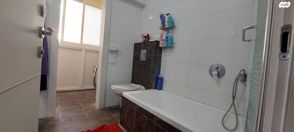 גג/ פנטהאוז, חנה סנש, המרכז השקט / מרכז העיר, פתח תקווה