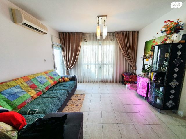 דירה, מגידו, נווה אילן, אשקלון