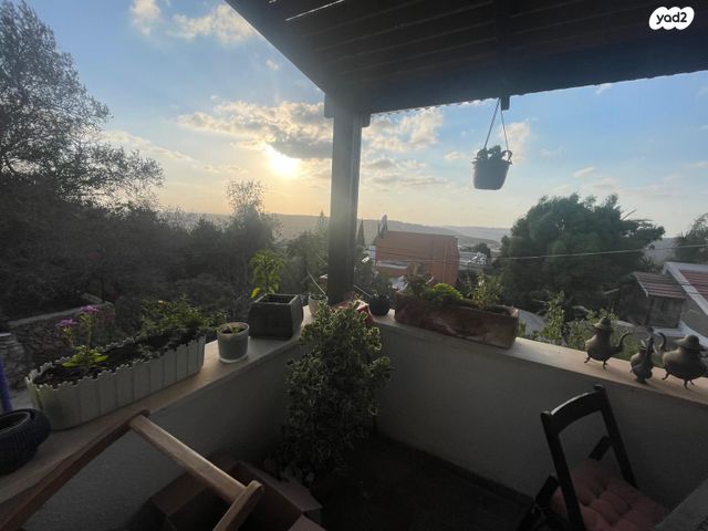 בית פרטי/ קוטג', בית אריה / עופרים