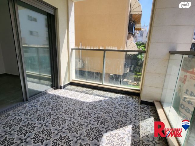 דירה, הנוטרים 7, אגרובנק, חולון