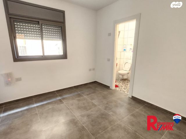 דירה, הנוטרים 7, אגרובנק, חולון